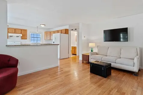 77 Acorn Street Hartford VT 05001