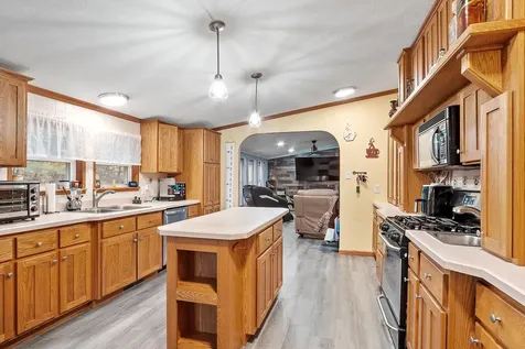22 Marilyn Drive Allenstown NH 03275