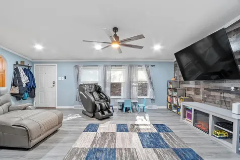 22 Marilyn Drive Allenstown NH 03275