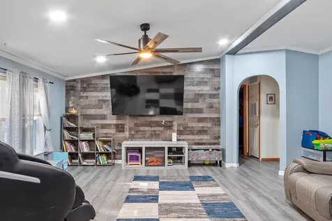 22 Marilyn Drive Allenstown NH 03275