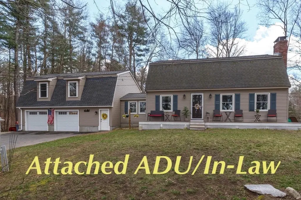 59 North Road Sandown NH 03873
