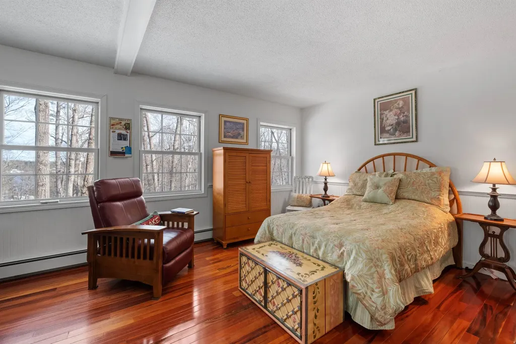 19 Pointe Sewall Road Wolfeboro NH 03894