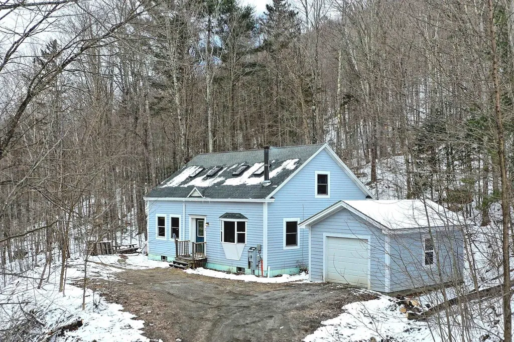 40 Cannon Drive Rochester VT 05767