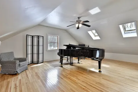 40 Cannon Drive Rochester VT 05767