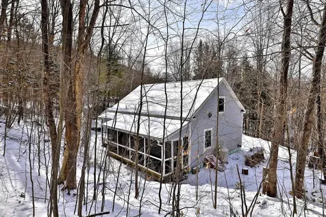 40 Cannon Drive Rochester VT 05767