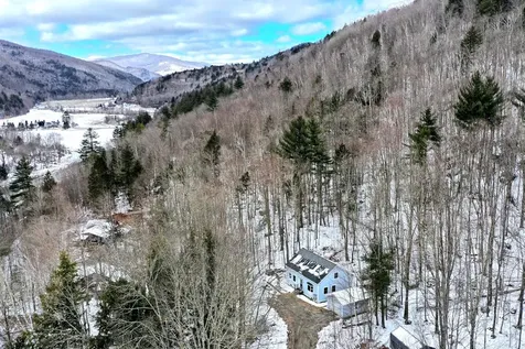 40 Cannon Drive Rochester VT 05767