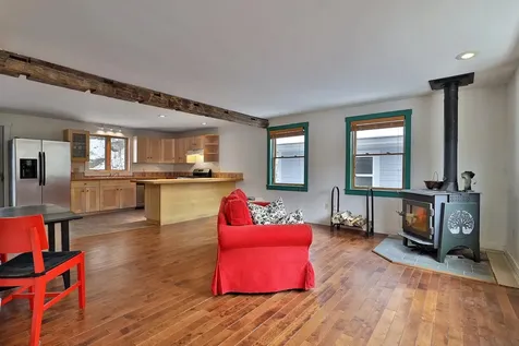 40 Cannon Drive Rochester VT 05767