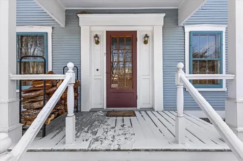 84 Richmond Road Hinesburg VT 05461