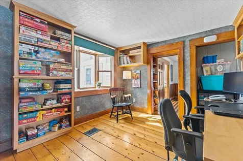 84 Richmond Road Hinesburg VT 05461