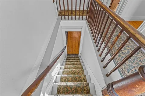 84 Richmond Road Hinesburg VT 05461