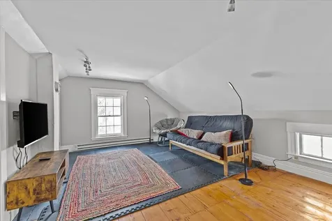 84 Richmond Road Hinesburg VT 05461