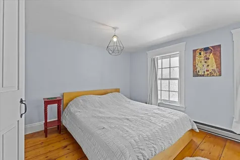 84 Richmond Road Hinesburg VT 05461