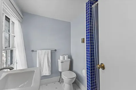 84 Richmond Road Hinesburg VT 05461