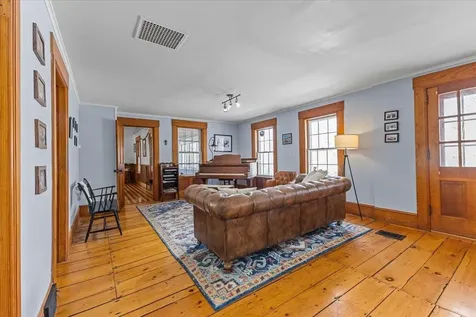 84 Richmond Road Hinesburg VT 05461