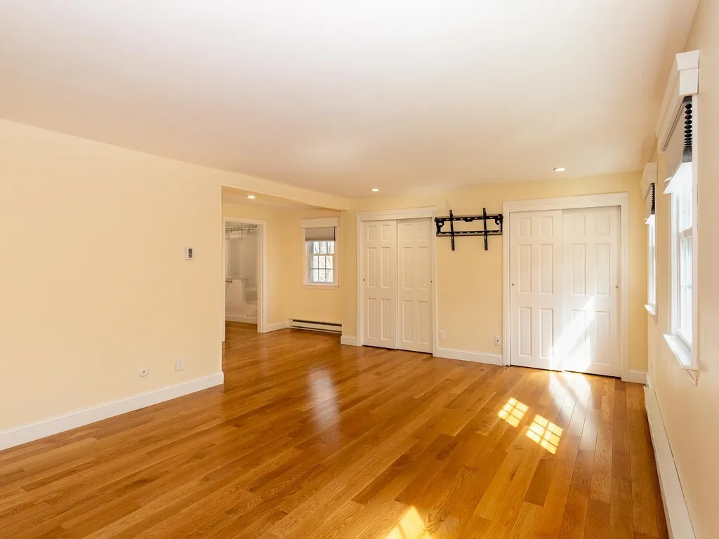8 Falls Way Durham NH 03824