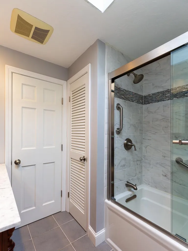 8 Falls Way Durham NH 03824