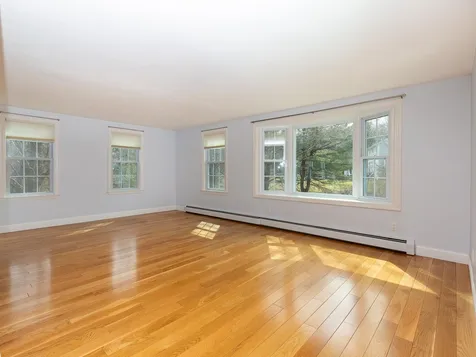 8 Falls Way Durham NH 03824