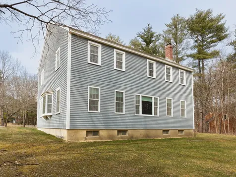 8 Falls Way Durham NH 03824