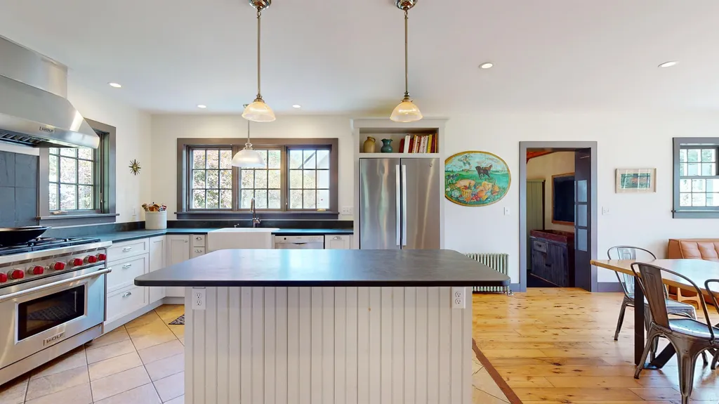 296 King Farm Road New Haven VT 05472