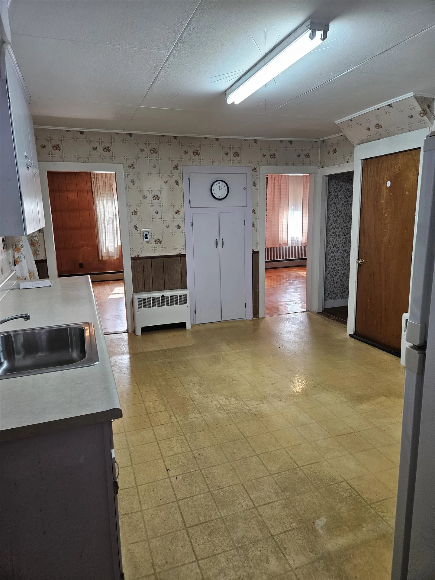 32 Wall Street Claremont NH 03743