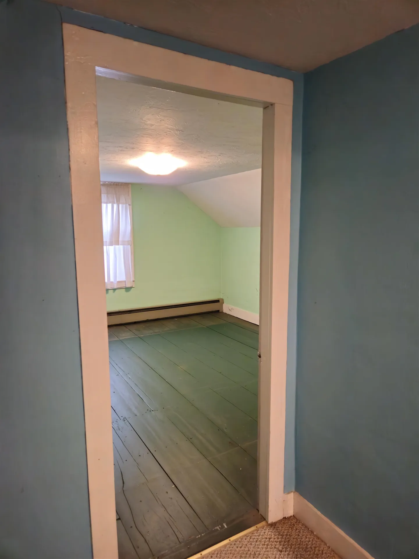 32 Wall Street Claremont NH 03743