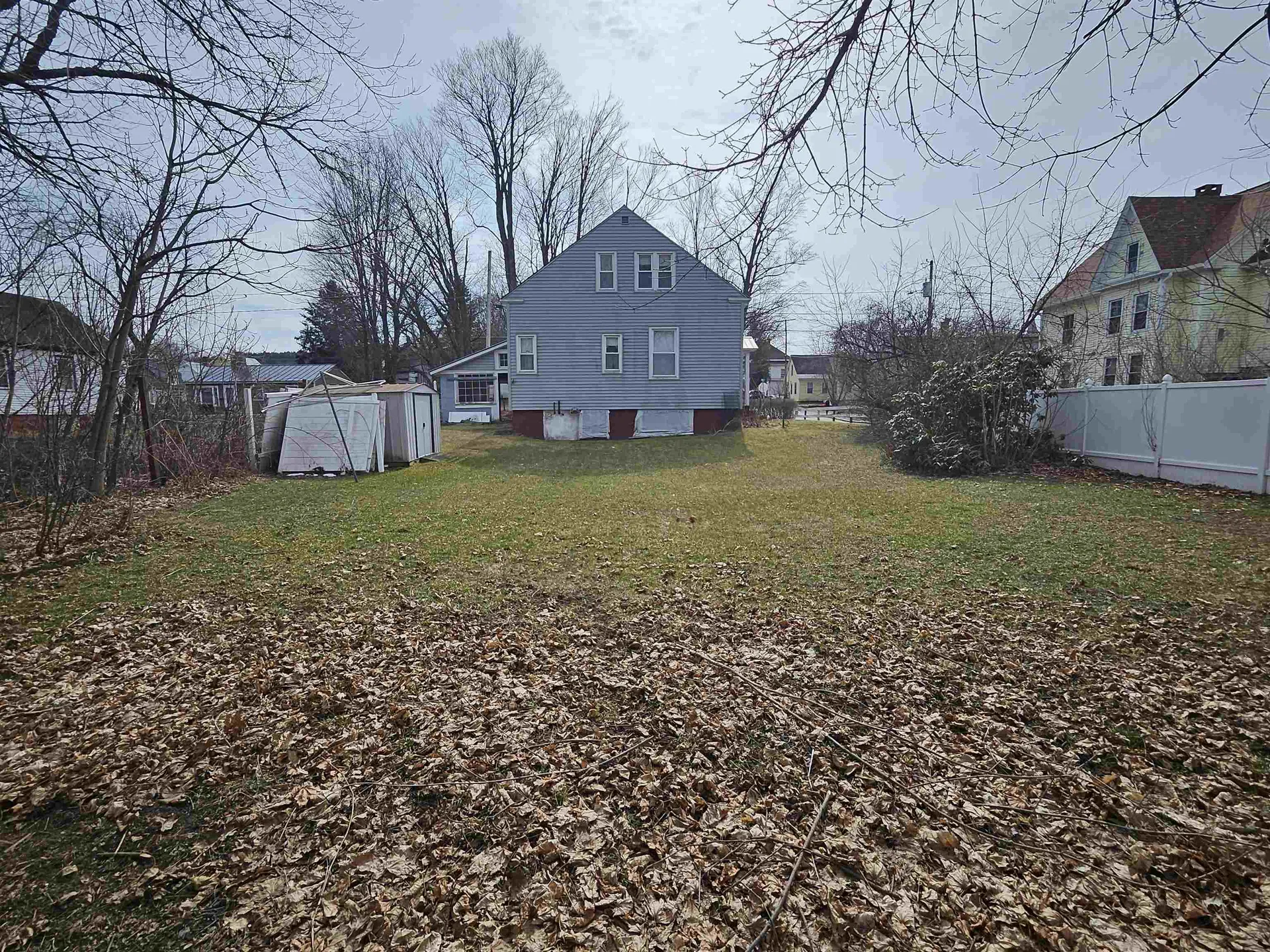 32 Wall Street Claremont NH 03743
