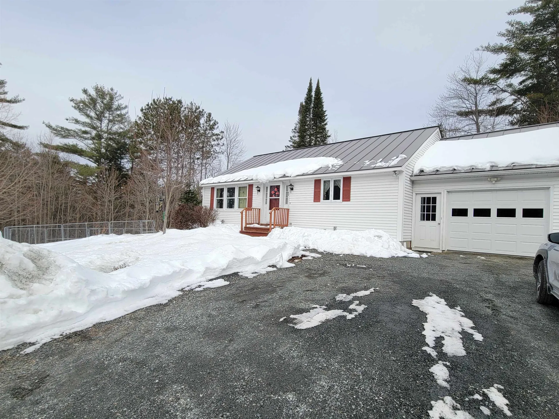 60 Gristmill Hill Road Canaan NH 03741