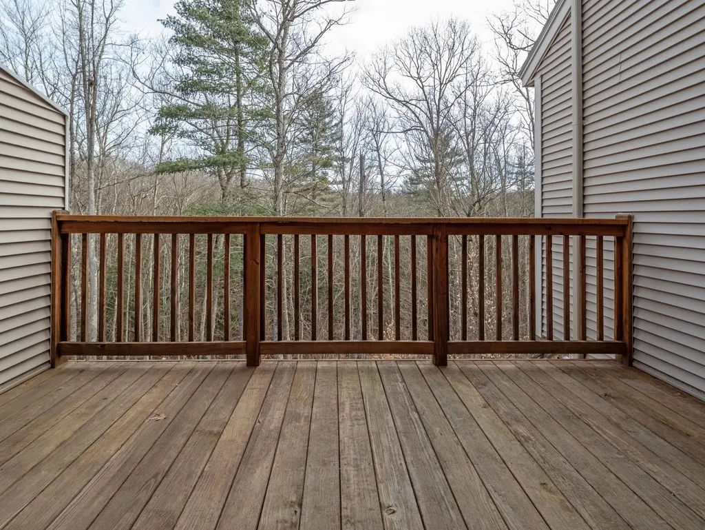 12 Laurel Drive Essex VT 05495