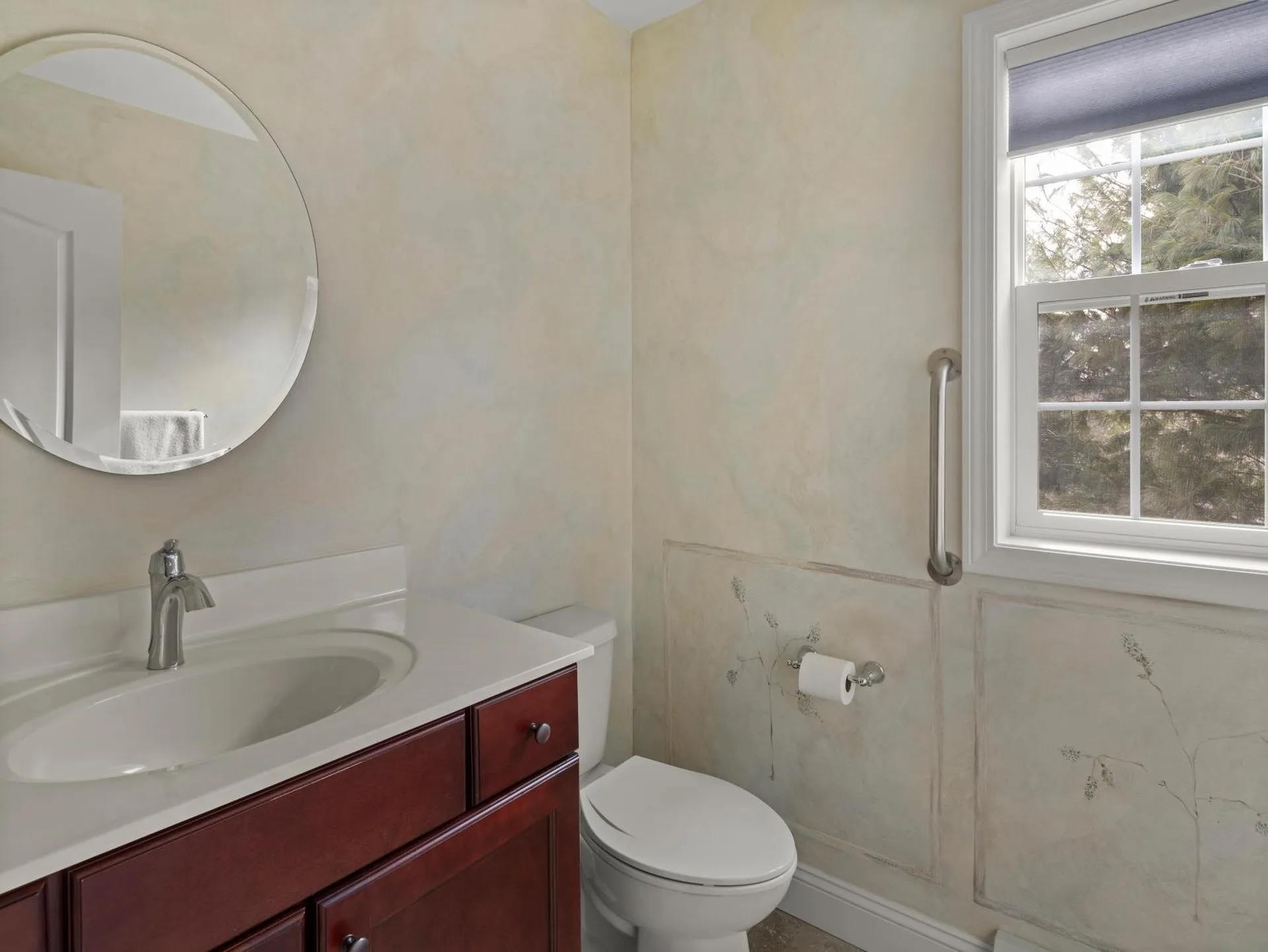 12 Laurel Drive Essex VT 05495