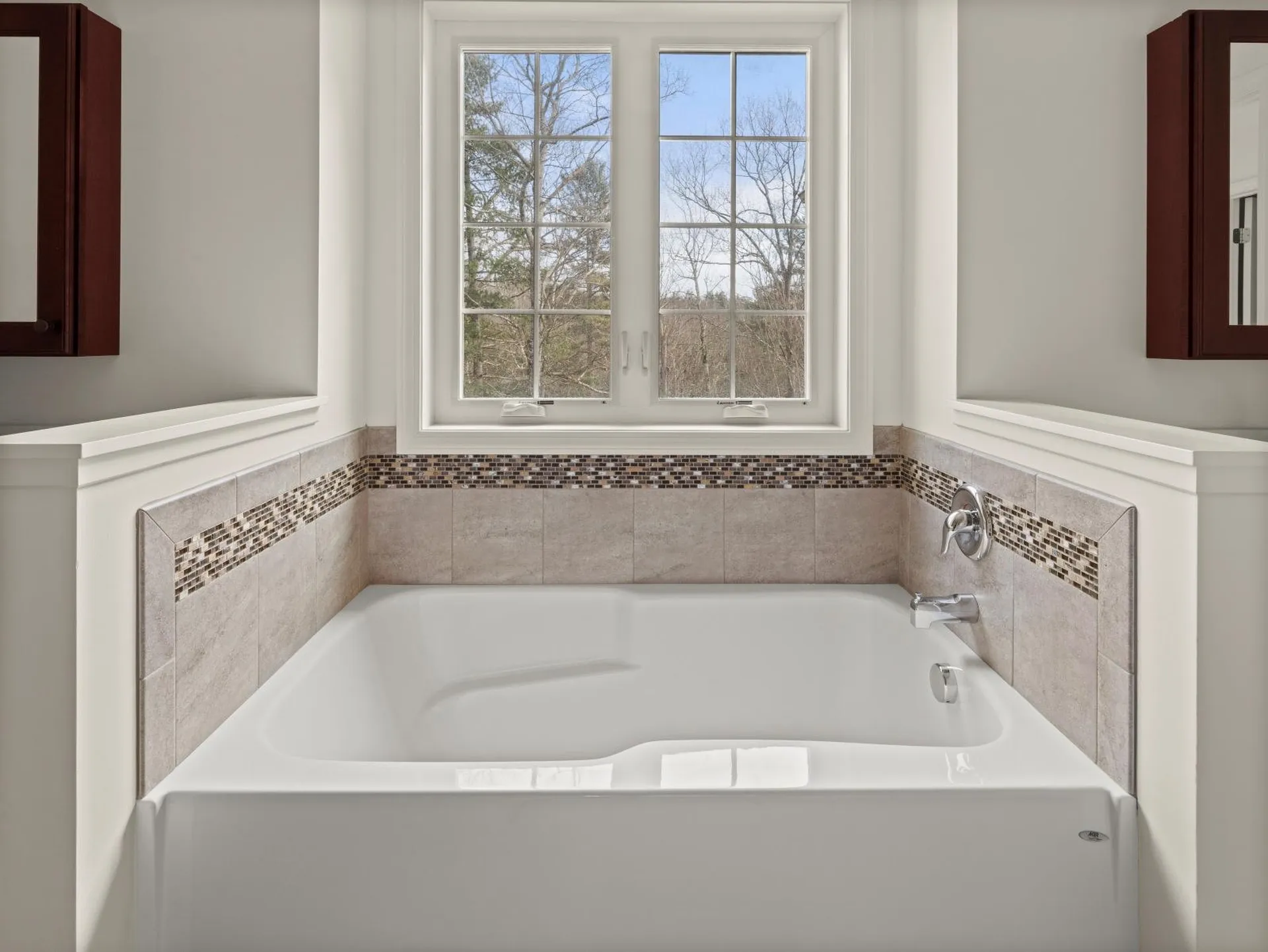 12 Laurel Drive Essex VT 05495