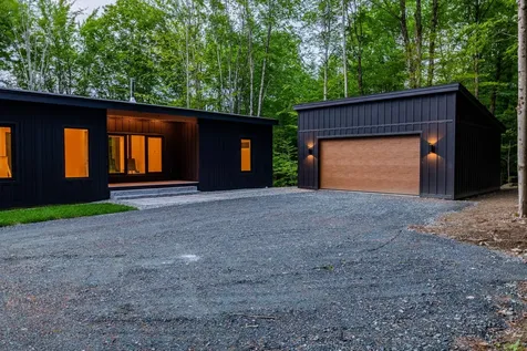 399 Bentley Road Hartford VT 05001