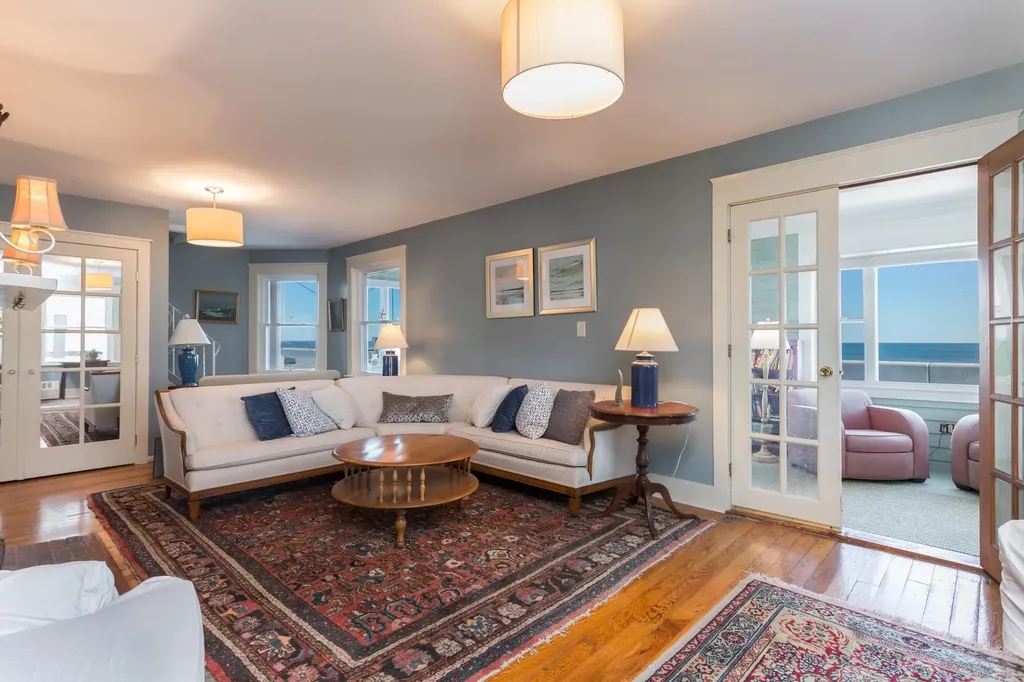 809 Ocean Boulevard Hampton NH 03842