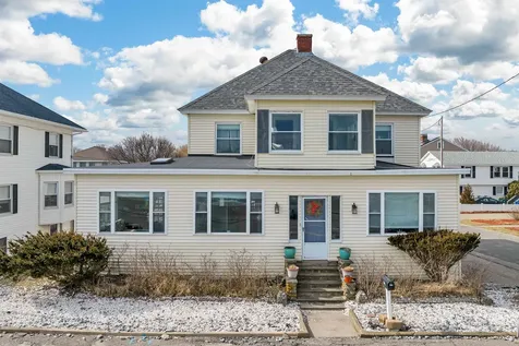 809 Ocean Boulevard Hampton NH 03842