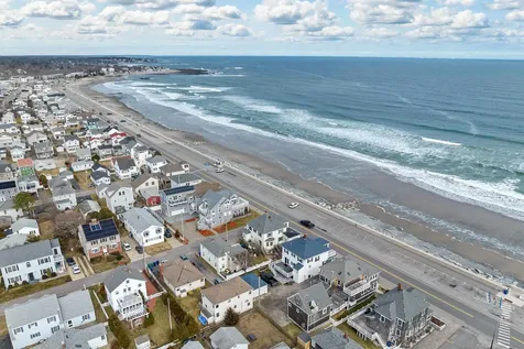 809 Ocean Boulevard Hampton NH 03842