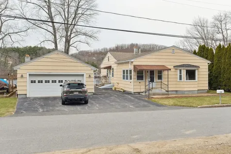 120 Chauncey Avenue Manchester NH 03104