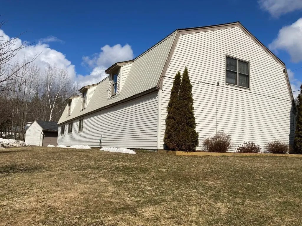 5 Willis Avenue Grantham NH 03753