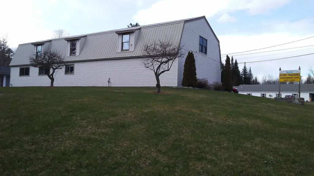 5 Willis Avenue Grantham NH 03753