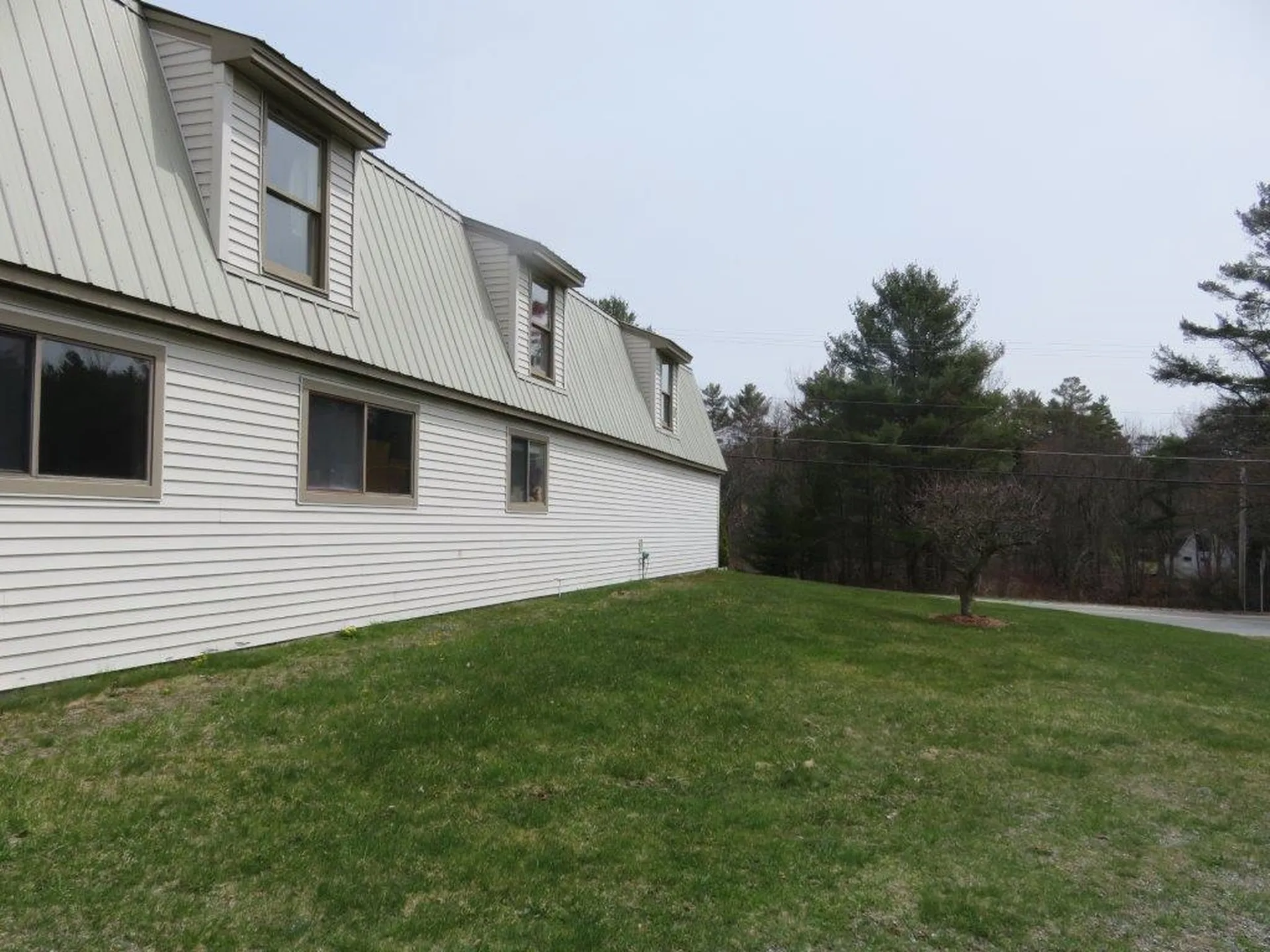 5 Willis Avenue Grantham NH 03753