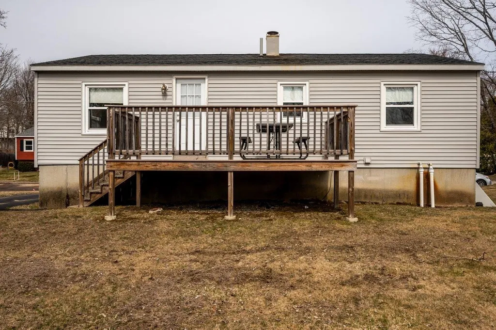 74 Westside Drive Exeter NH 03833