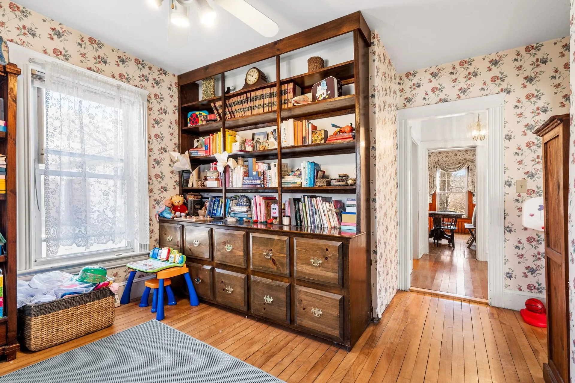 38 N. Main Street Newton NH 03858