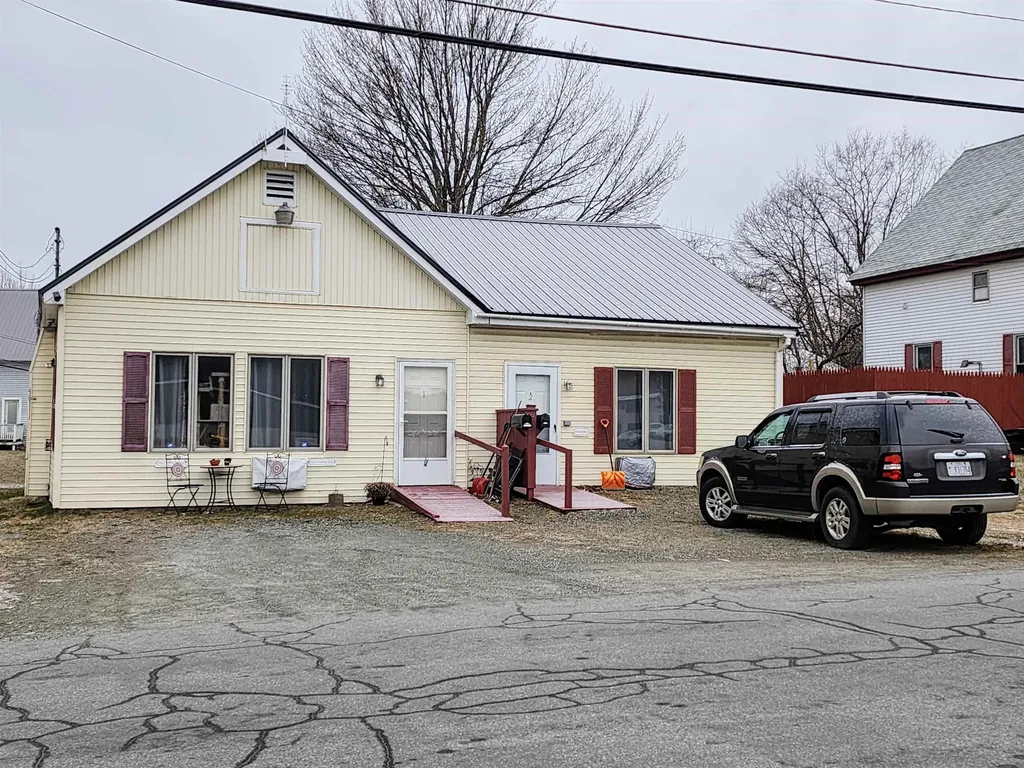 8 Forest Street Haverhill NH 03785