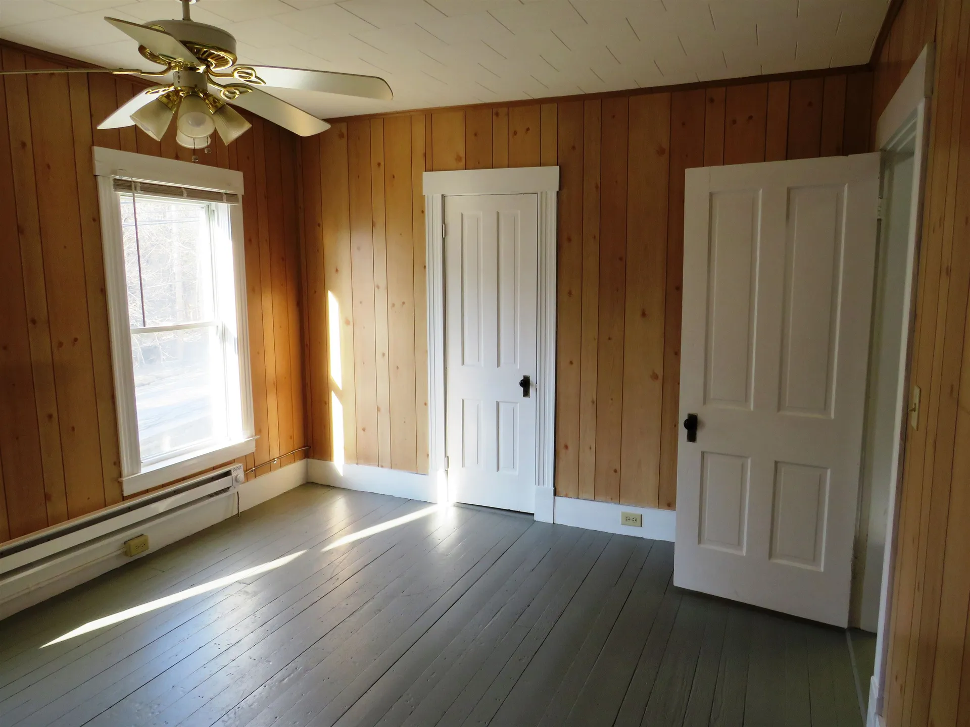 370 N-main Street Hardwick VT 05843