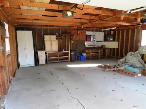 370 N-main Street Hardwick VT 05843