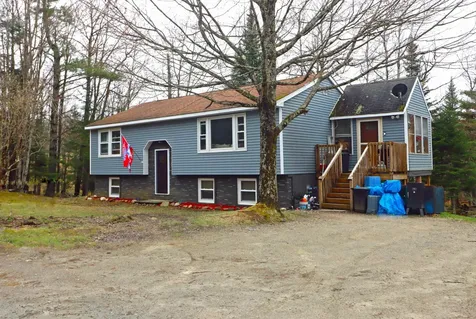 9 Moose Road Jefferson NH 03583