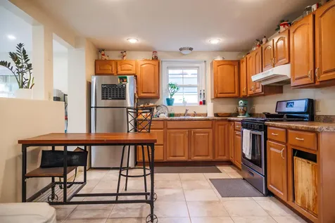17 Woodland Drive Weare NH 03281