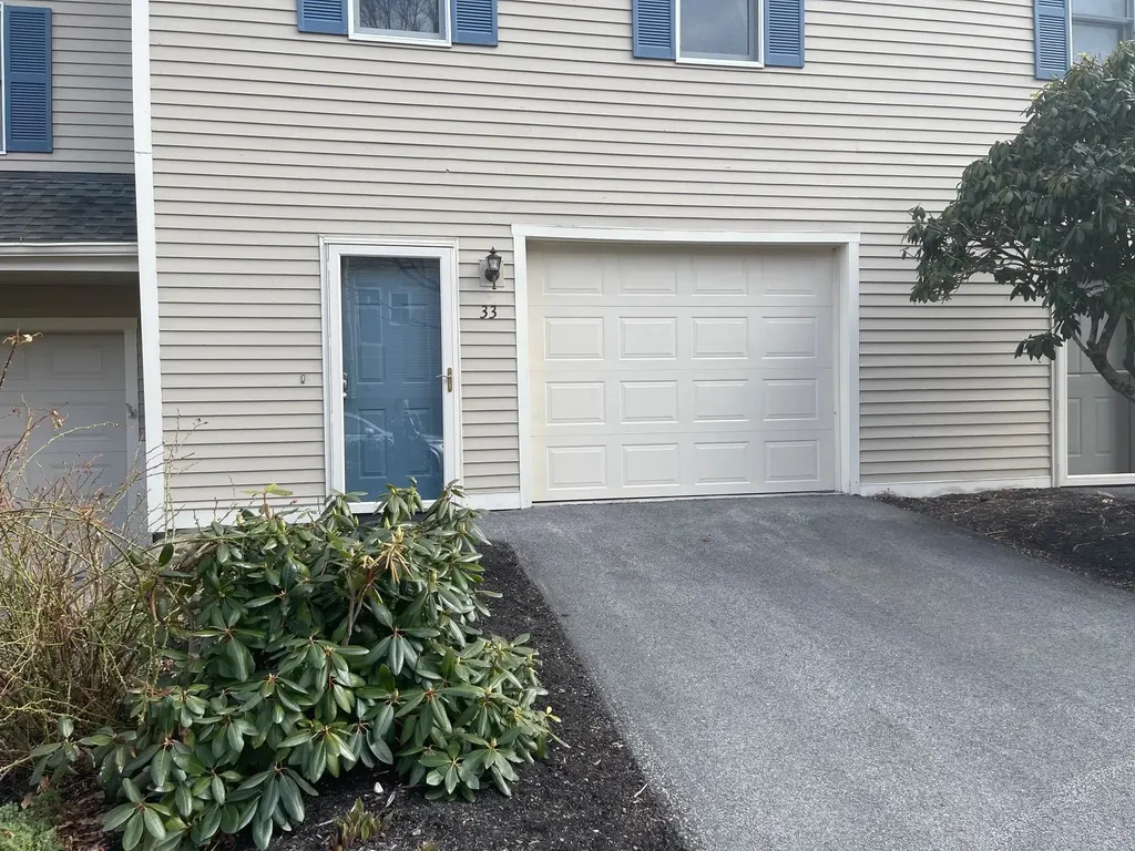 33 Fords Landing Drive Dover NH 03820