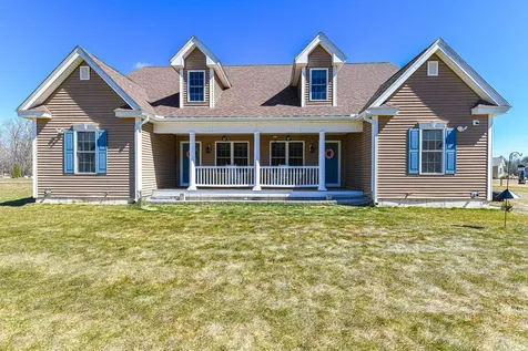 8 Batchelder Road Loudon NH 03307