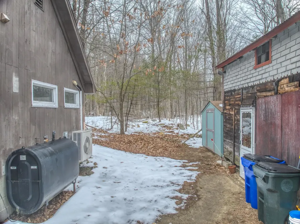 3 Grady Hill Road Goffstown NH 03045