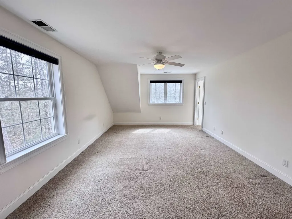 4 Gerrior Drive Nottingham NH 03290