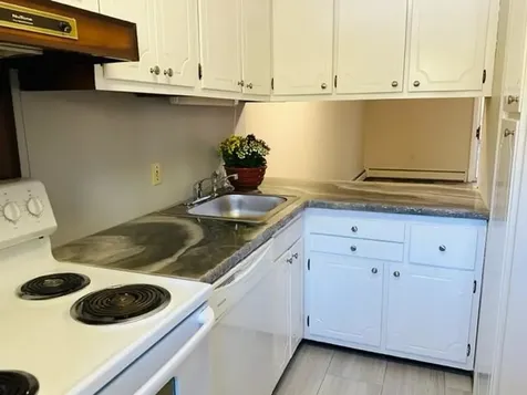 39 Brookside Drive Brattleboro VT 05301